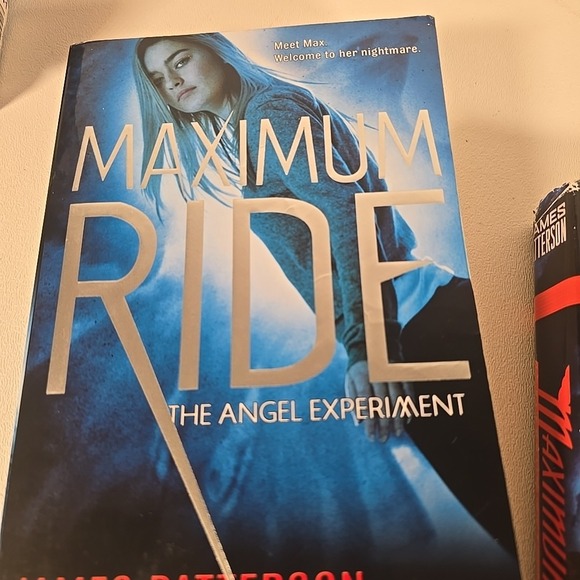 Books of Bestselling Series Maximum Ride by James Patterson Lot Of 6 - Picture 11 of 16